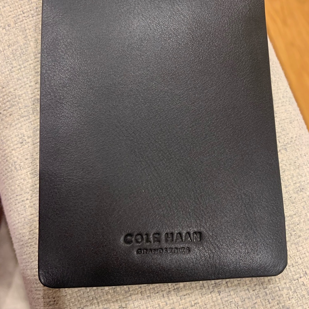 Cole hann grand series wallet